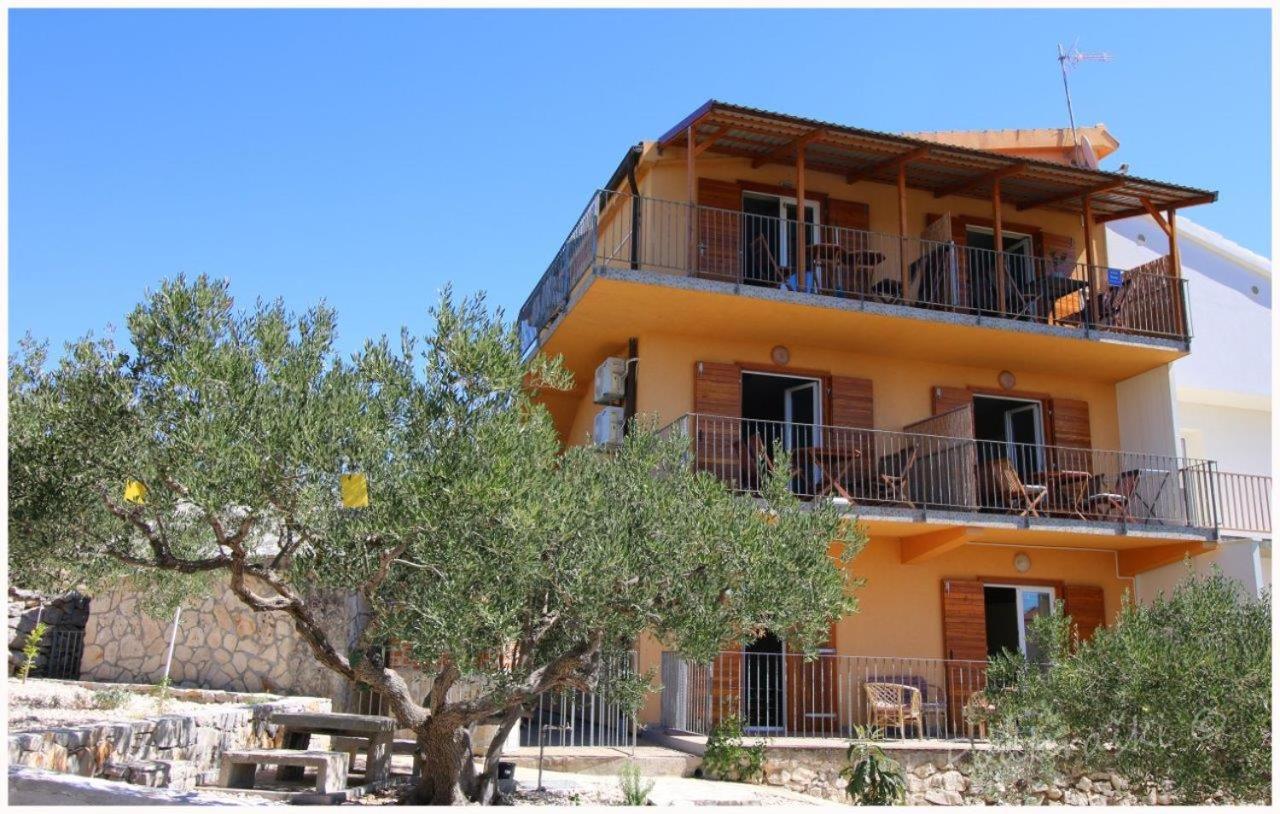 Primosten Apartments Bagian luar foto
