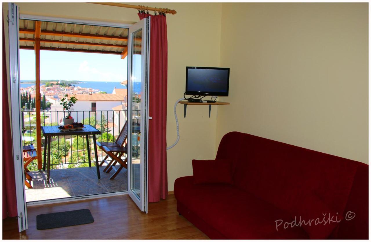 Primosten Apartments Bagian luar foto
